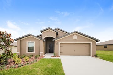 1452 Swan Lake Circle Dundee, FL 33838
